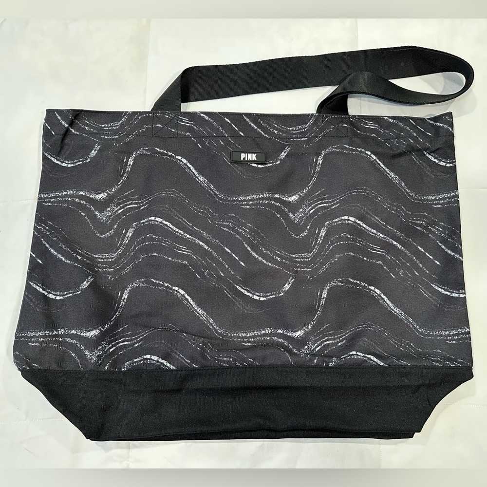 NWOT Victoria’s Secret PINK Black Marble Weekender Tote